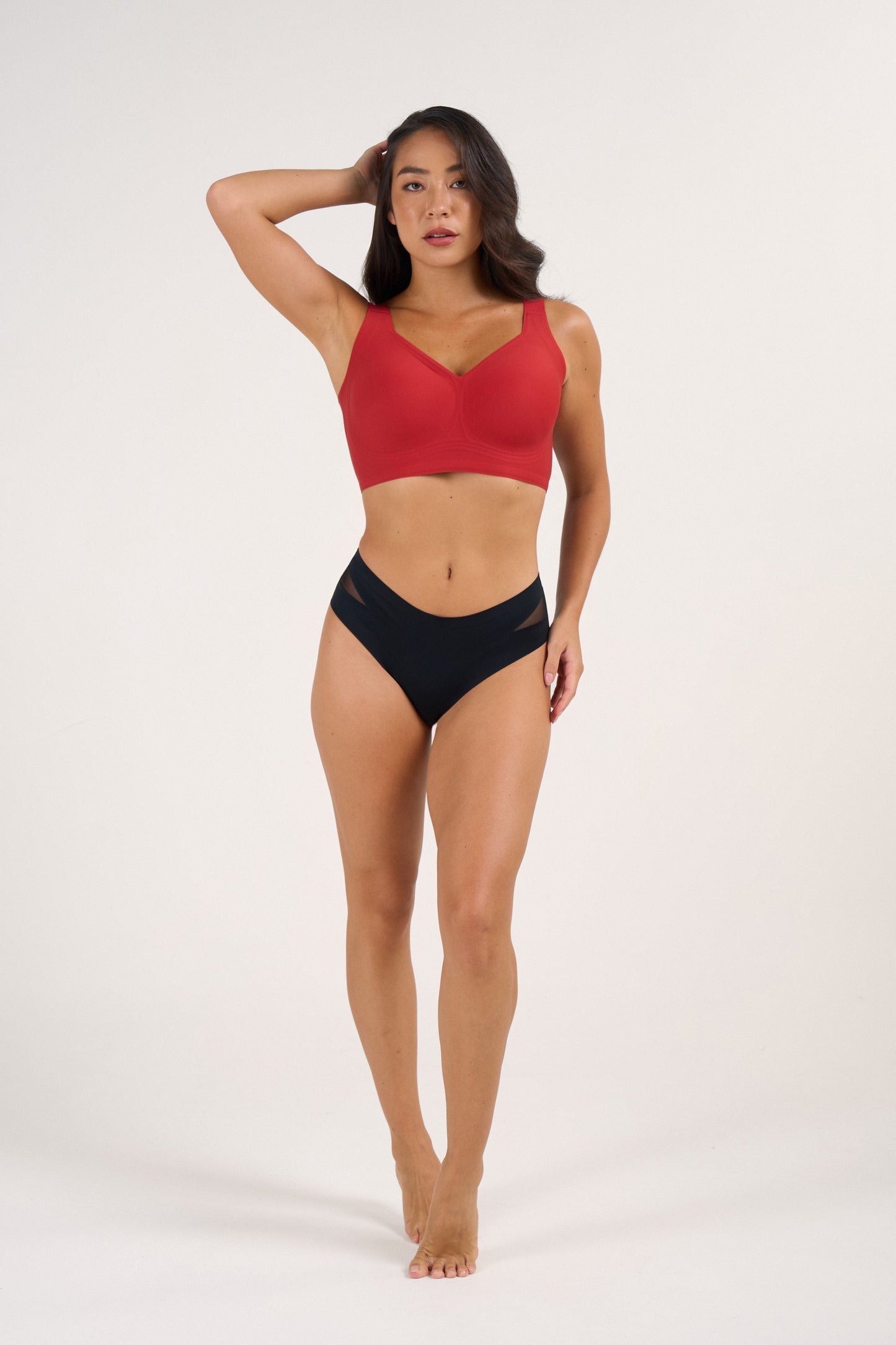 Roonde Plus Soft V-Neck Support Bra — product photo