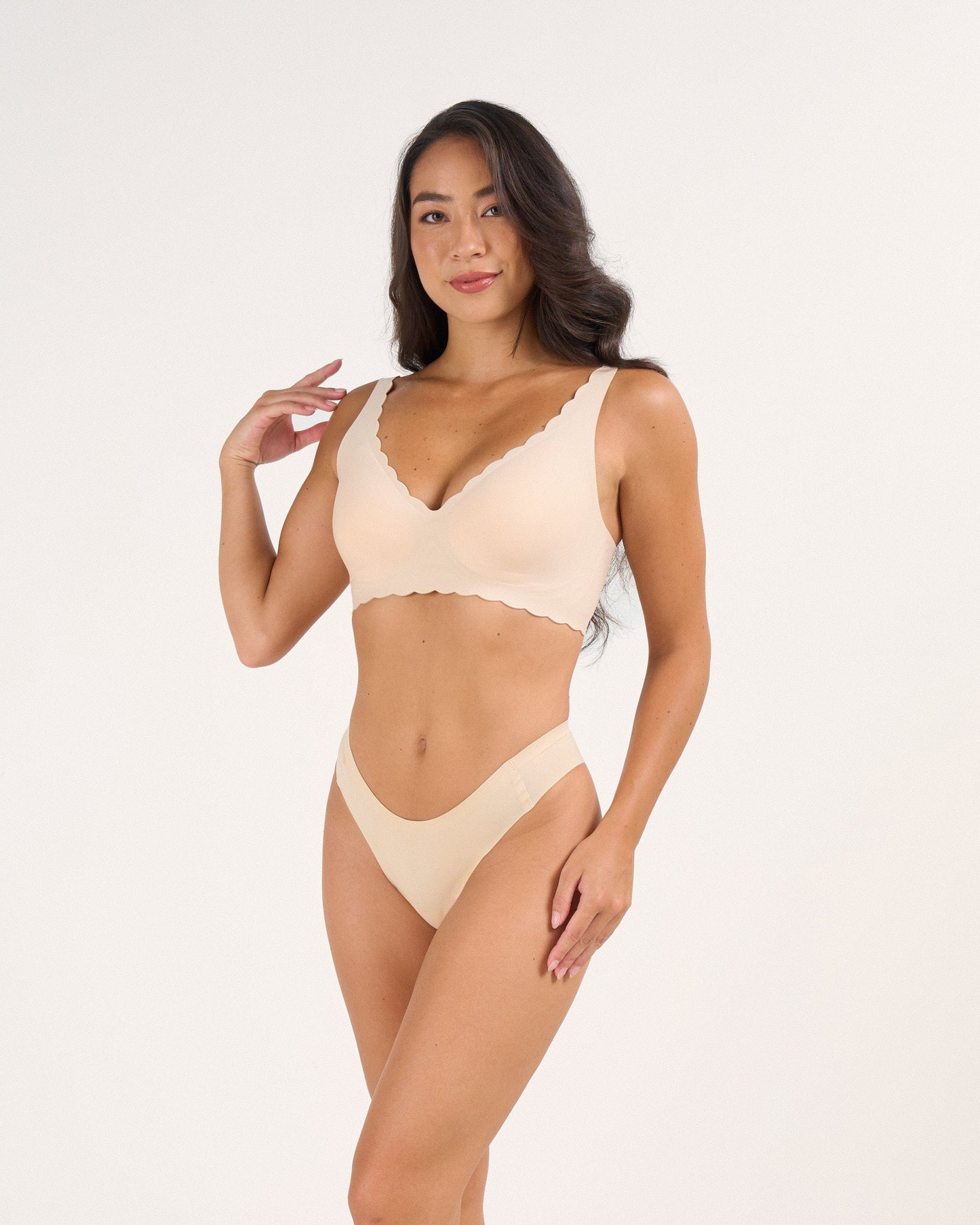 Le Plunge Push-Up Scalloped