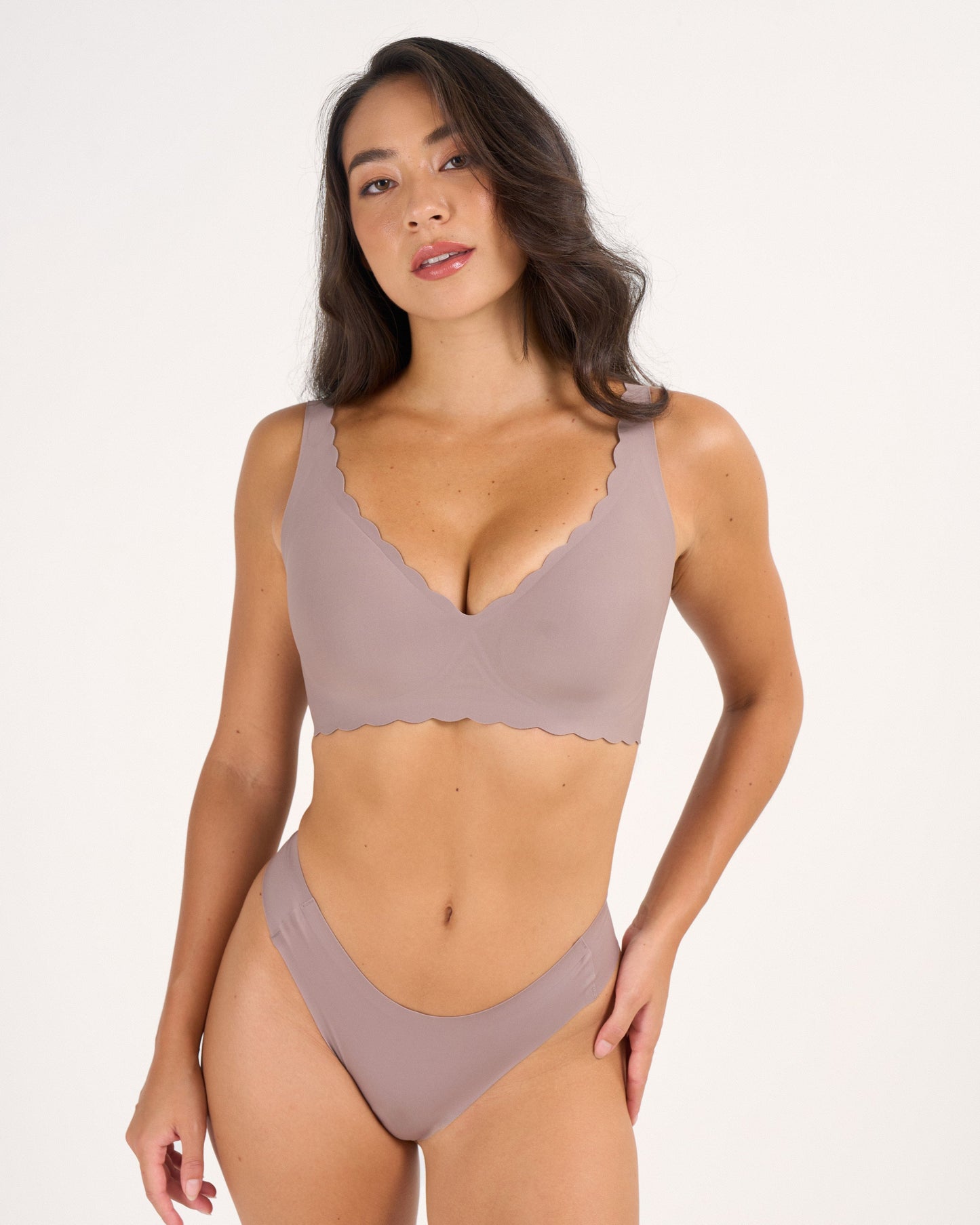 Le Plunge Push-Up Scalloped