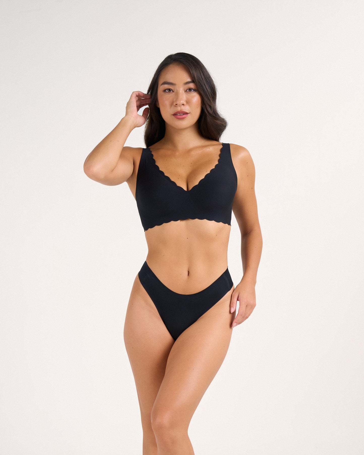Le Plunge Push-Up Scalloped