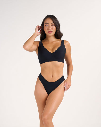 Le Plunge Push-Up Scalloped