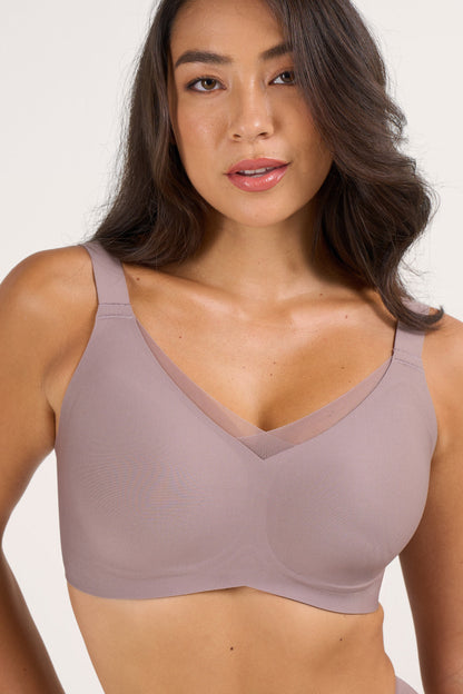Roonde Wireless V-Neck Lift Bra in Gris